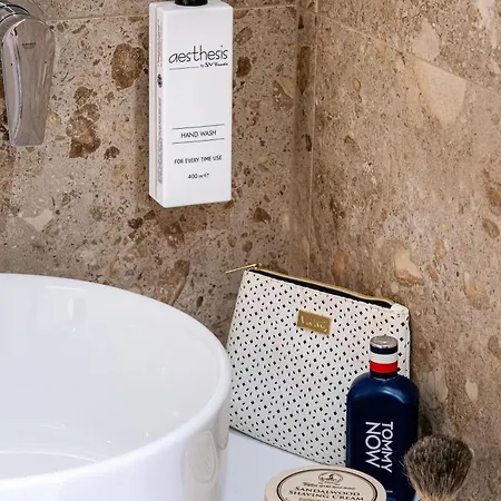 Ξενοδοχείο με διαμερίσματα Waterside Λιμενάρια